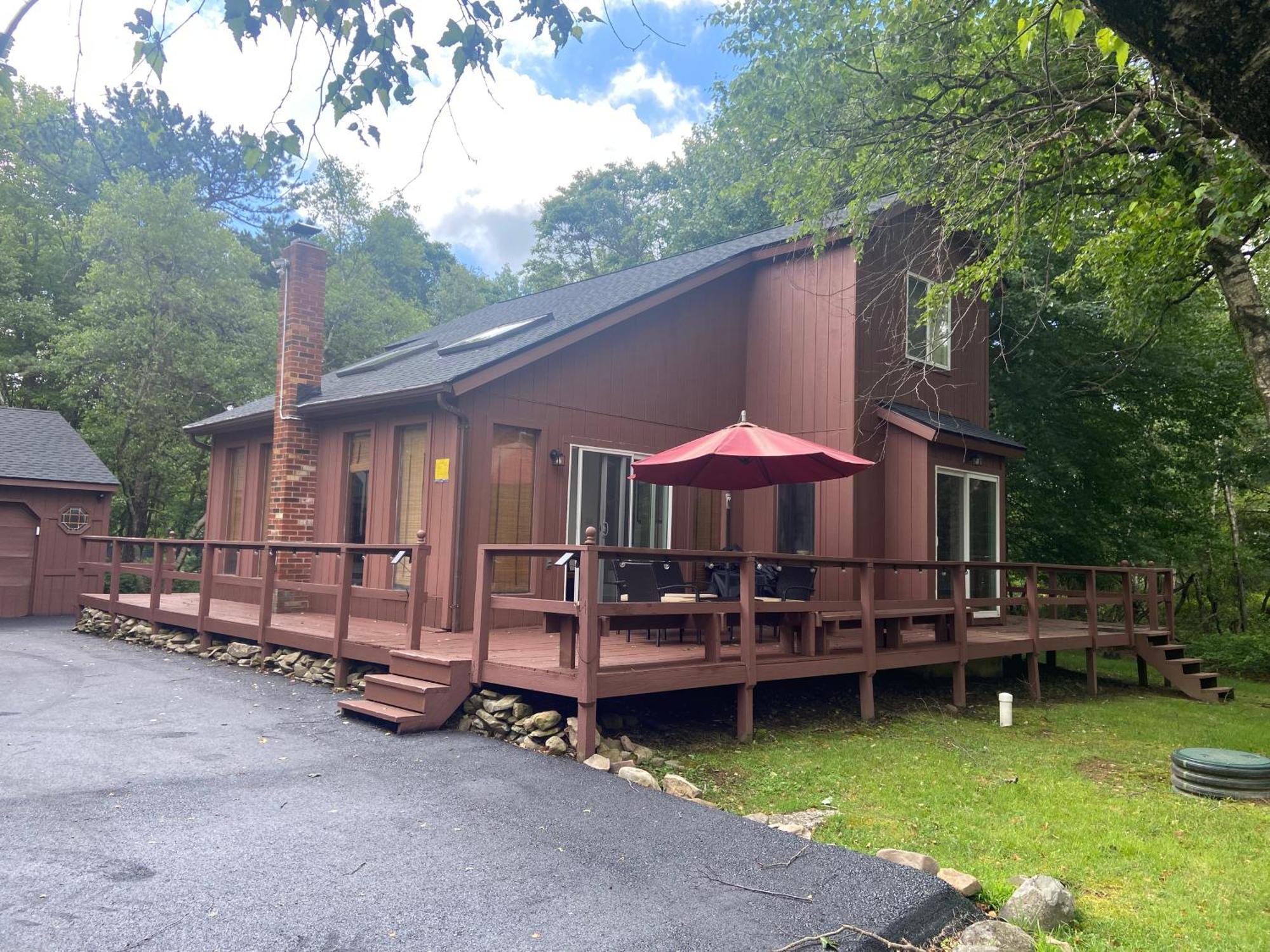 Ash Cottage In Poconos Near Camelback & Kalahari Long Pond Exterior foto